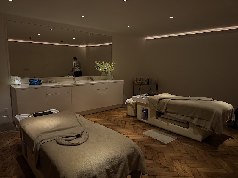 Océane B - Spa Lyon - Photo de couverture - OneBooking