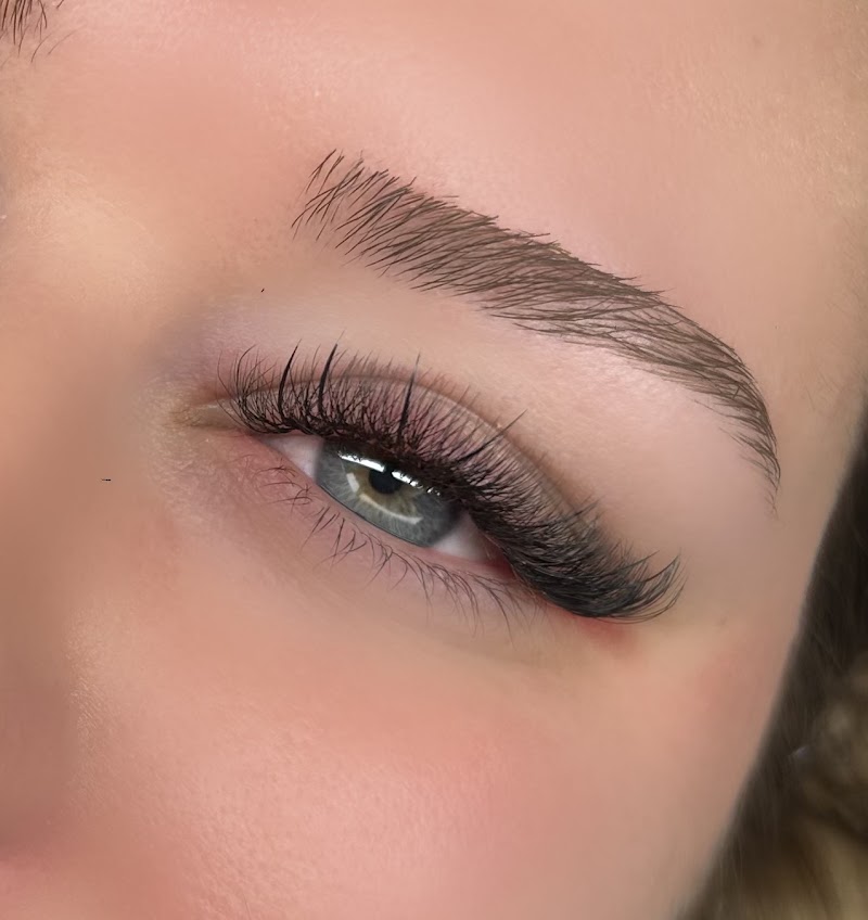 MB Beauty - Coiffure Fougères - OneBooking