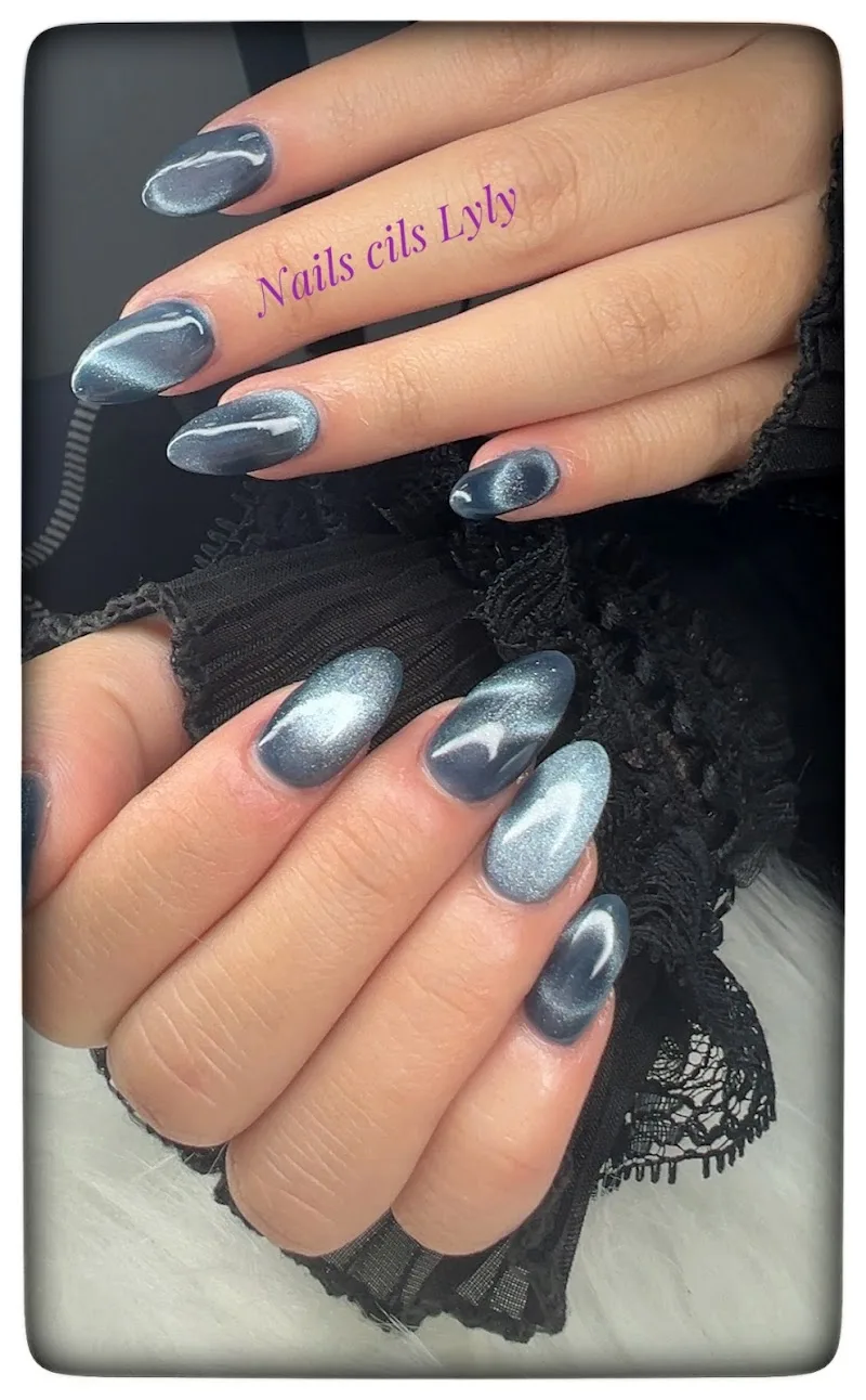 Nails Cils Lyly