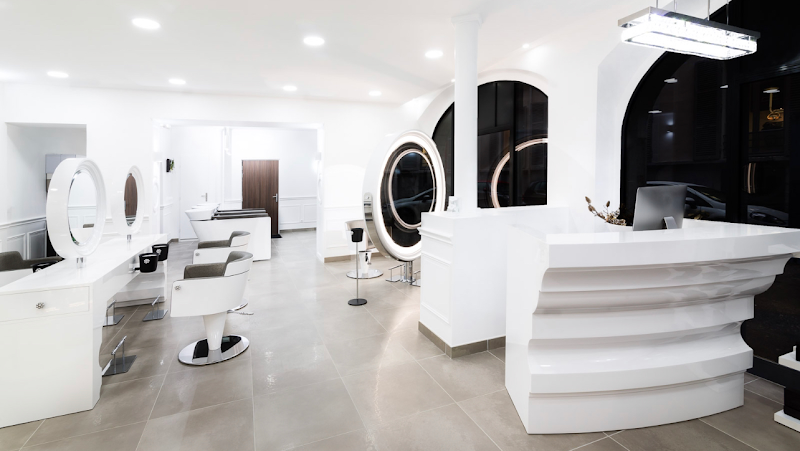 Noufila Luxury Hair Salon - Coiffure Lyon - OneBooking