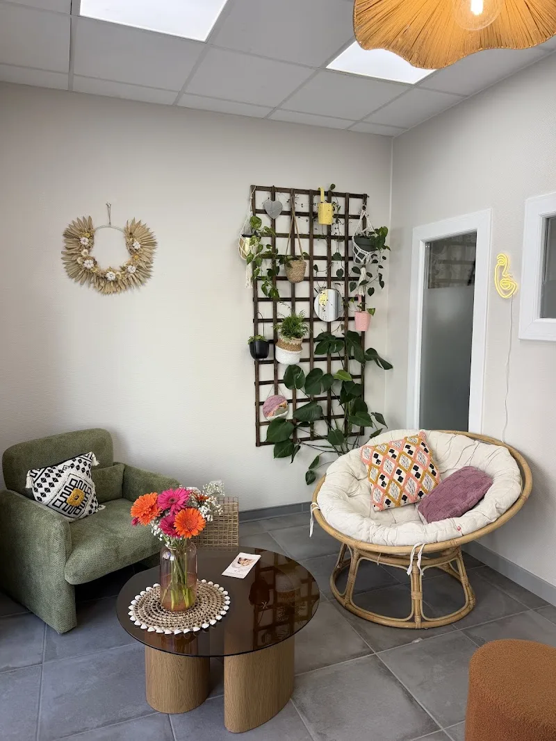 Regarde-moi LC - Épilation Toulouse - OneBooking