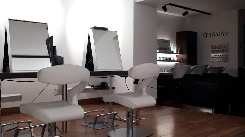 Avant Scène - Coiffure Ajaccio - OneBooking