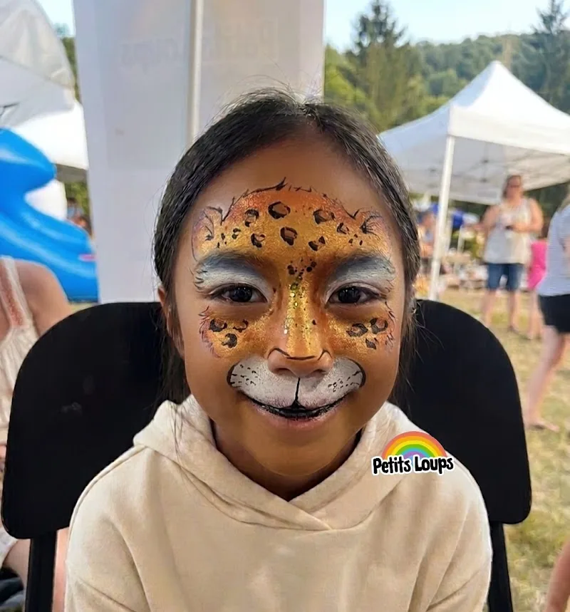 Petits loups maquillages enfants de qualité et mascottes
