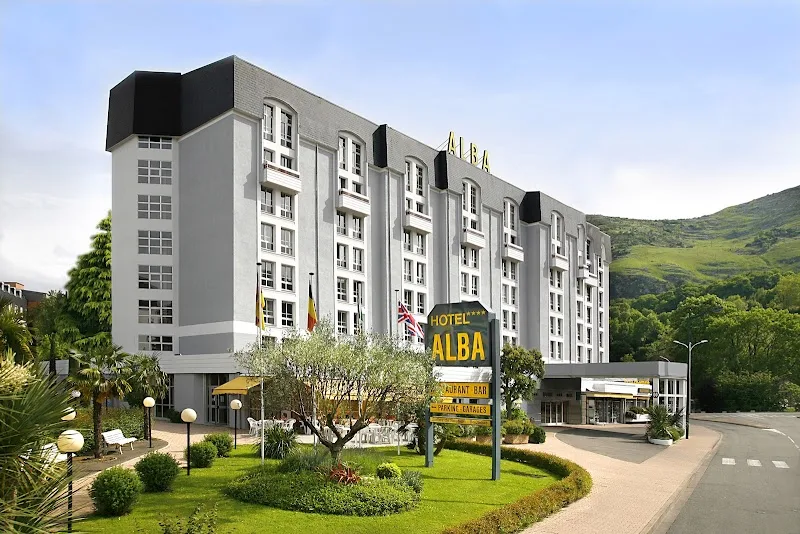 Hôtel Alba - Massage Lourdes - Photo de couverture - OneBooking