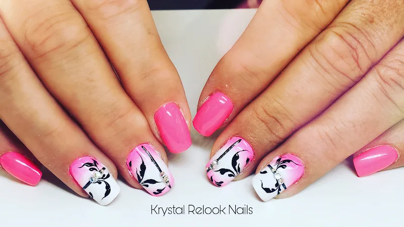 Ongles Nîmes - Krystal Relook Nails - Onglerie Nîmes - Photo de couverture - OneBooking