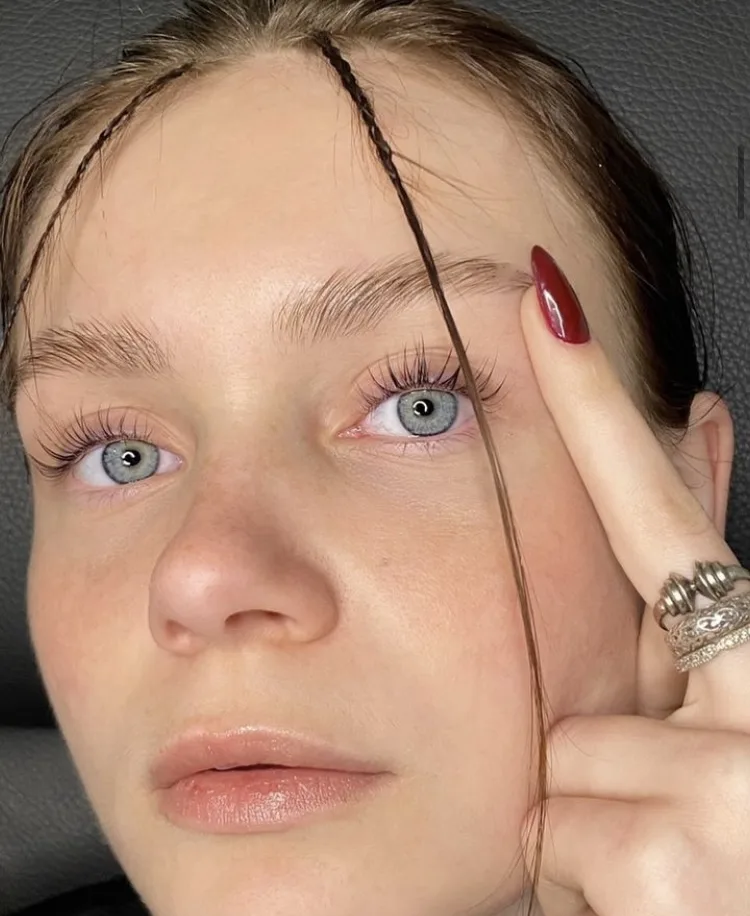 Sourcils et cils LYON