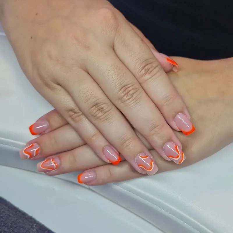 So Chic Ongles & Cils
