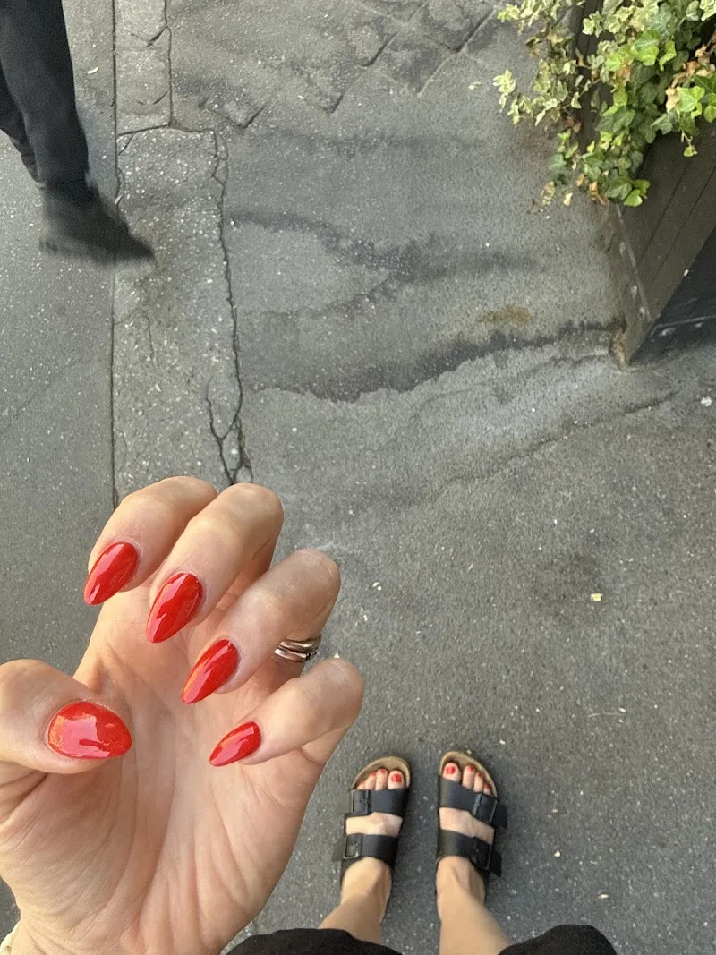 Paris Queen Nails
