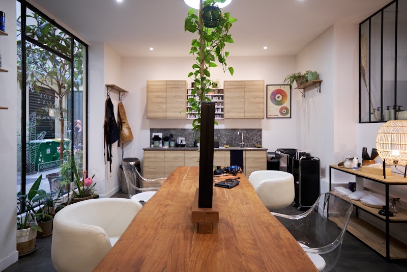 Maison Kärving - Coiffure Paris - OneBooking