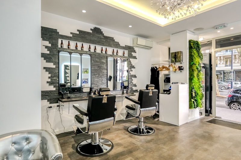 Raphaël Perrier by Marion DAUCH - Coiffure Toulouse - OneBooking