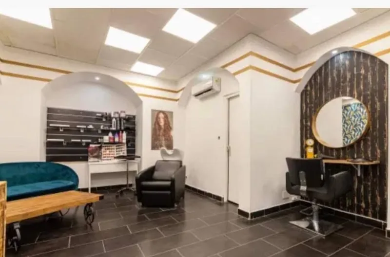 Leadie Hair House