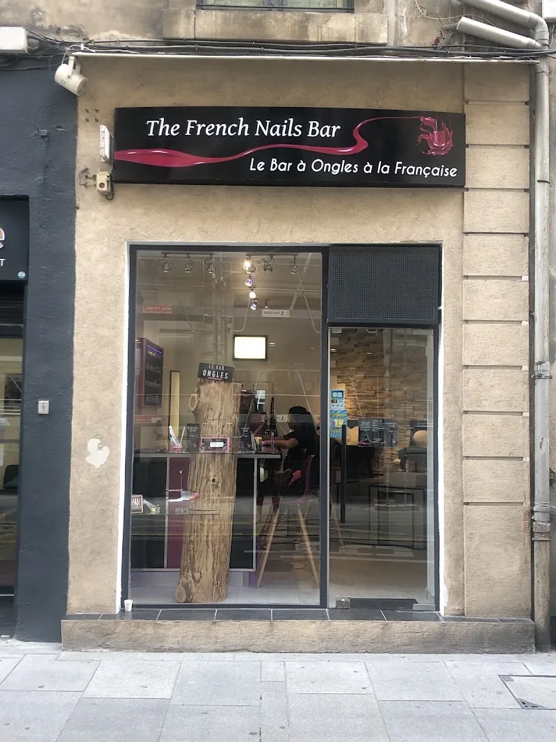 The French Nails Bar - Le Bar à Ongles à la Française