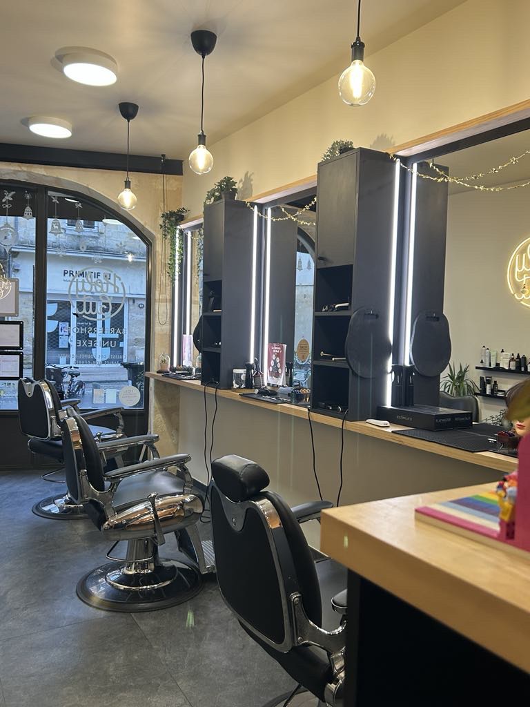 Holy Cut - Coiffure Bordeaux - OneBooking