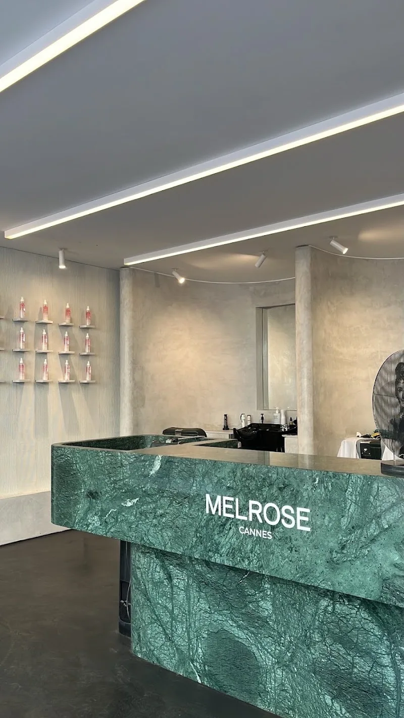 MELROSE - Salon De Coiffure Pour Homme