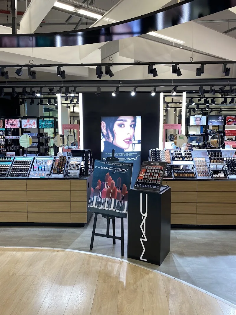 MAC Cosmetics