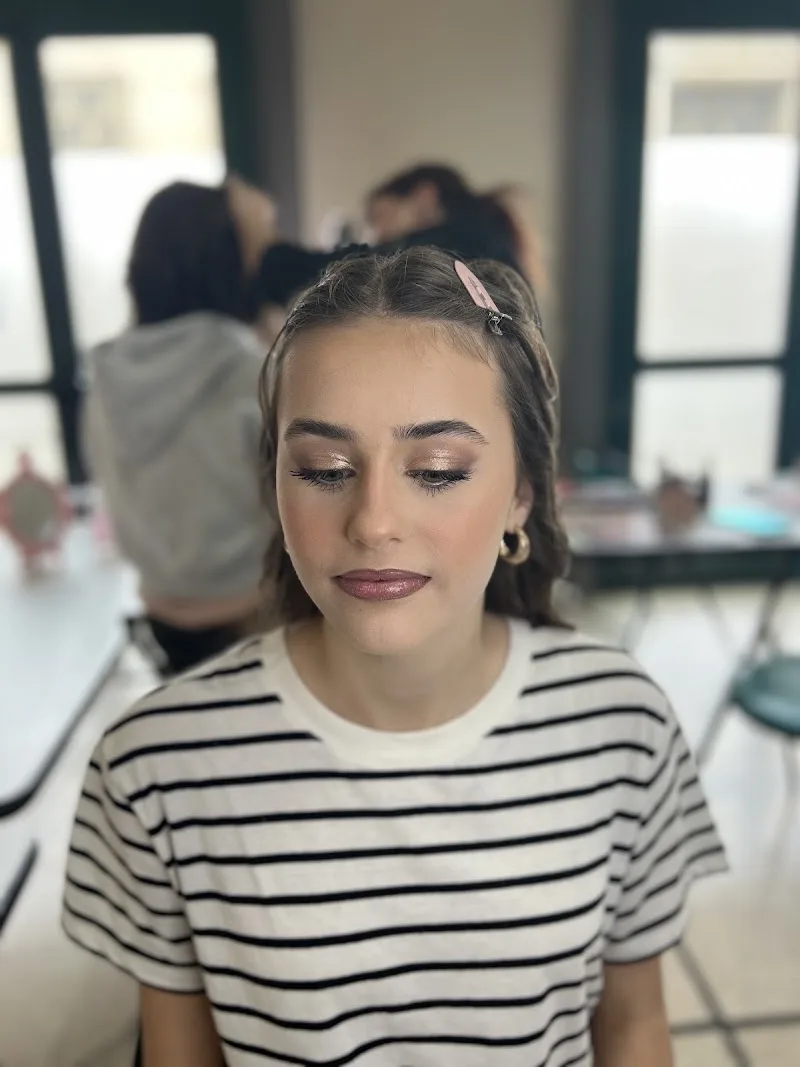 SB Make Up Artist
