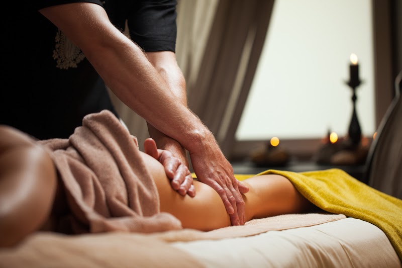 Au fil de Soi, Massage Lyon 1 - Nicolas Muzy - Masseur et thérapeute