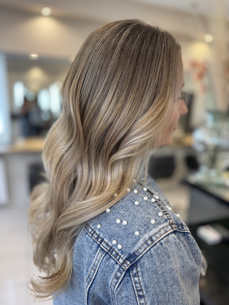 Au salon de Julie - Coiffure Le Havre - OneBooking