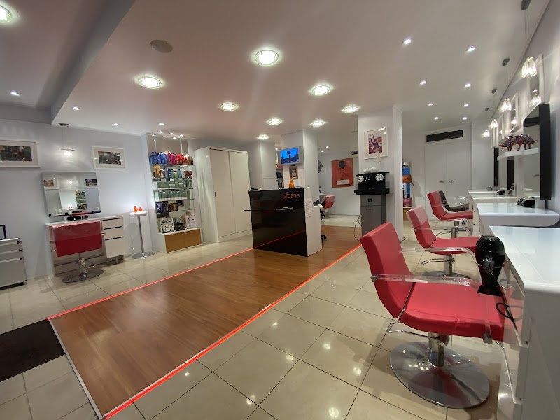 Camille Albane - Coiffeur Nîmes - Coiffure Nîmes - OneBooking