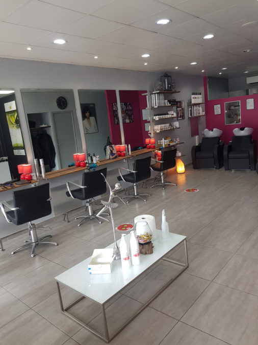 Salon de coiffure - Style Qréatifs - Nîmes - Coiffure Nîmes - OneBooking