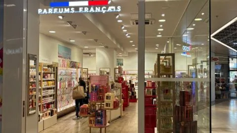 Adopt Parfums - Maquillage Rouen - Photo de couverture - OneBooking
