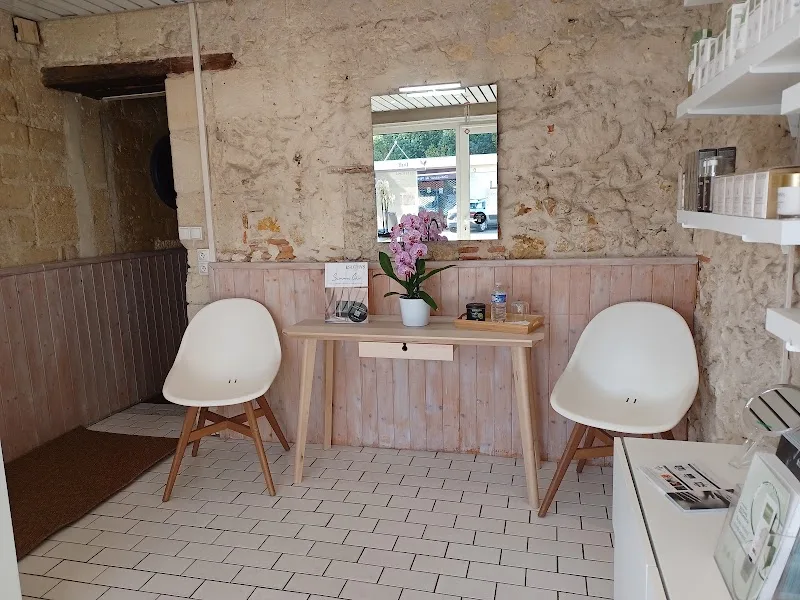 L'INSTITUT D'ALICE - Sourcils & cils Bordeaux - Photo de couverture - OneBooking