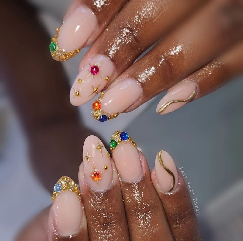Laila Ongles Coiffure nimes - Coiffure Nîmes - OneBooking