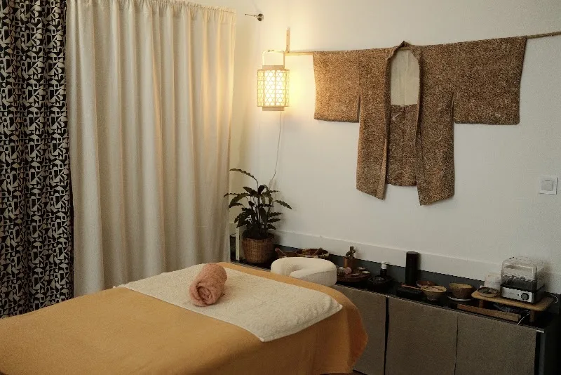 MAISON YTOKO - Massages japonais et techniques rares liftantes & relaxantes - Experte kobido