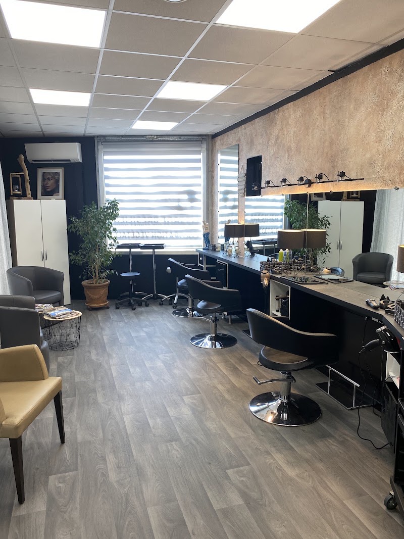Flo coiffure - Coiffure Nîmes - OneBooking