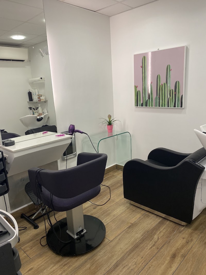 Nouvel' Hair Institut - Coiffure Ajaccio - OneBooking