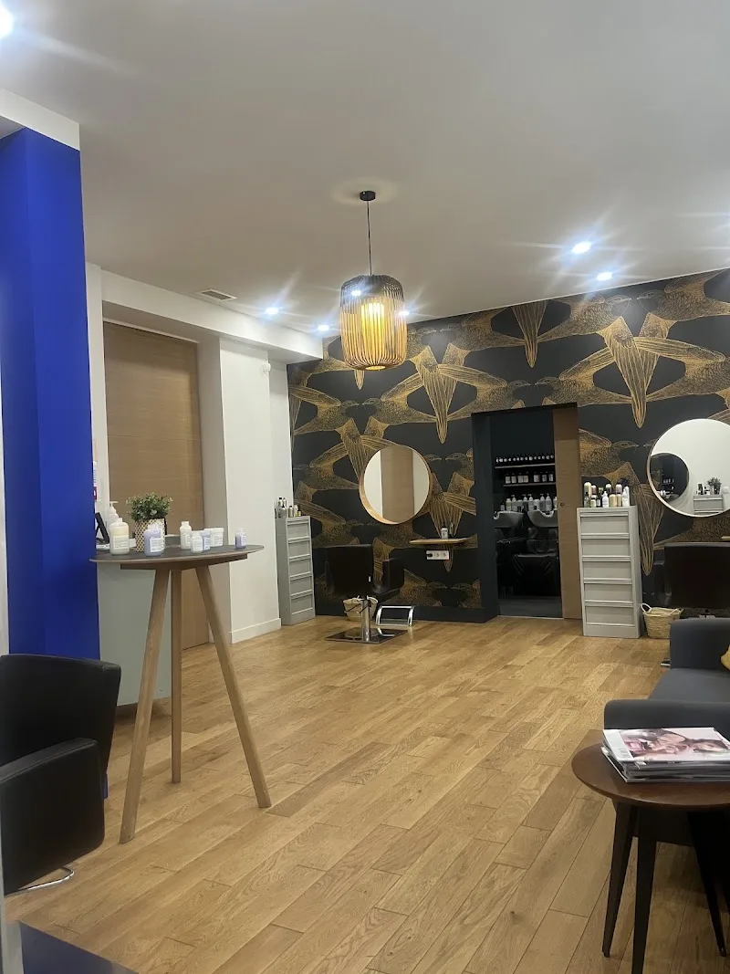 Côté Cour – Salon de coiffure privé Nîmes
