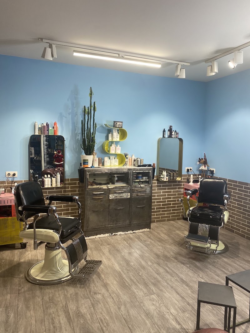 Atelier 83 - Coiffure Rouen - OneBooking