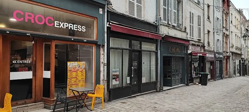 Aux Cils