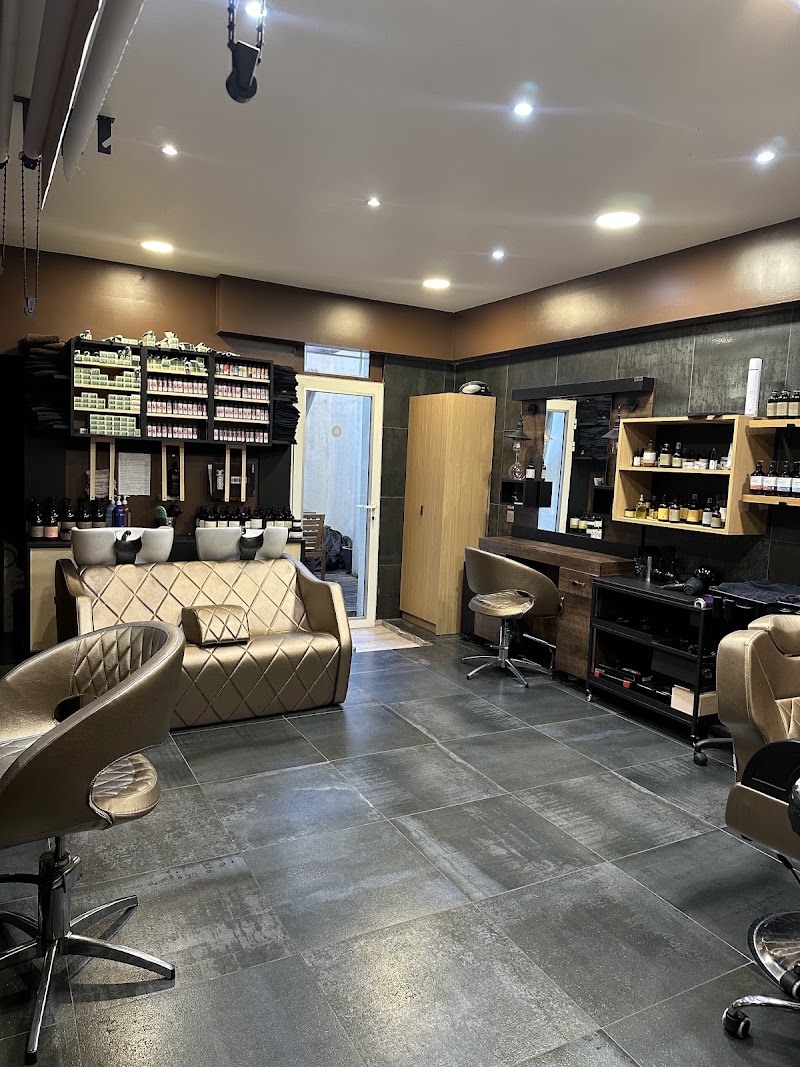 Calvin & Lane - Coiffure Bordeaux - OneBooking