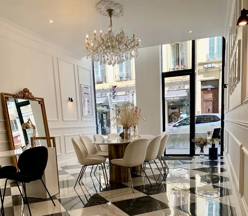 Maison Jeilan - Sourcils & cils Lyon - Photo de couverture - OneBooking