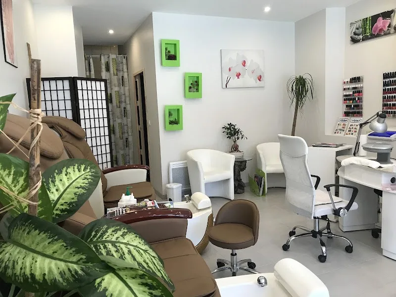 Spa & Nails