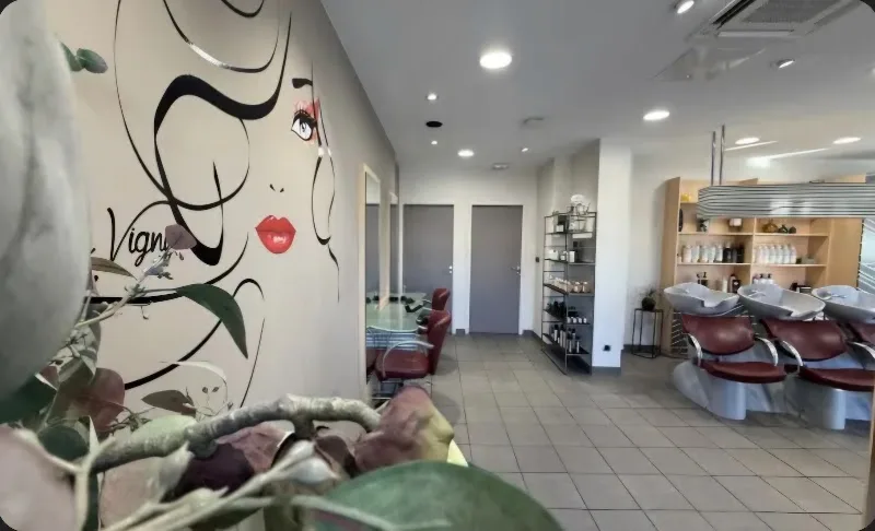 Coiffure le Vigny - Barbier Besançon - Photo de couverture - OneBooking