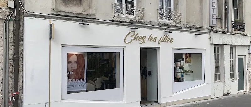 Chez Les Filles