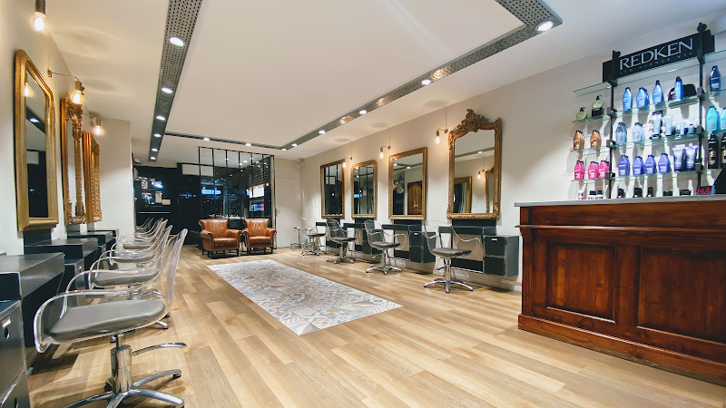 Coiffeur Kut Paris (Salon Oberkampf) - Coiffure Paris - OneBooking