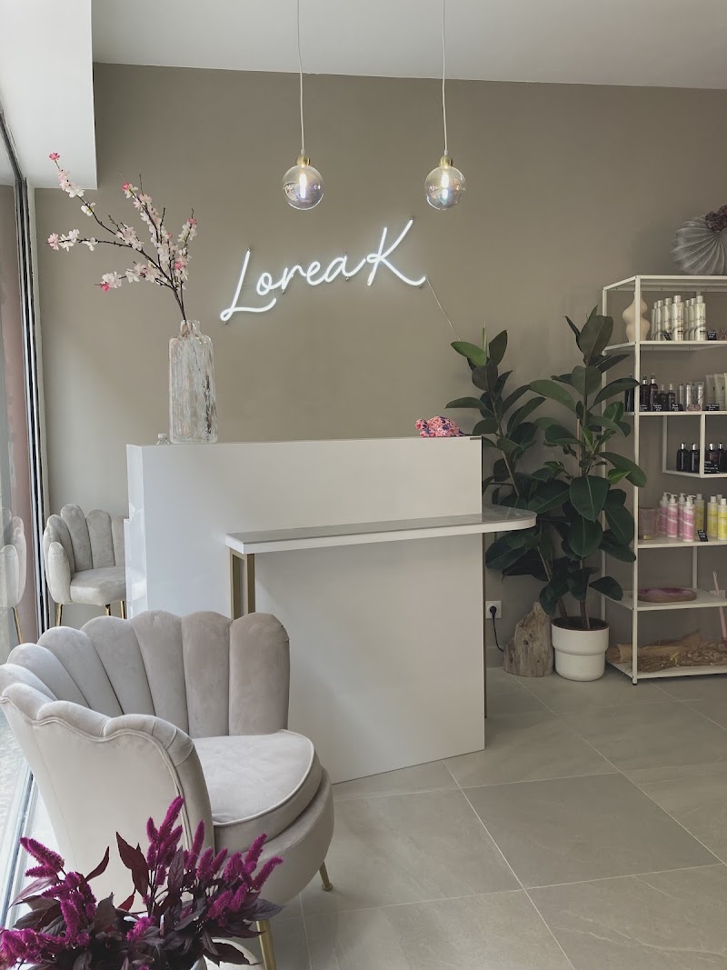 STUDIO LOREAK ~ HEAD SPA MASSAGE CRÂNIEN 🫧 - Coiffure Bayonne - OneBooking