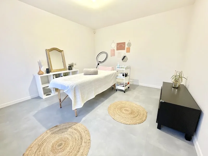 O - Sourcils & cils Metz - Photo de couverture - OneBooking
