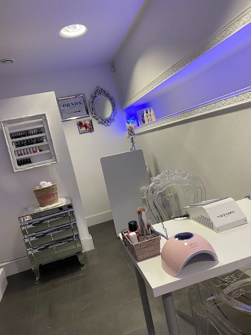 LNB Onglerie - Onglerie Metz - Photo de couverture - OneBooking