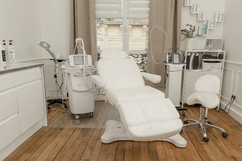 DERMA STUDIO