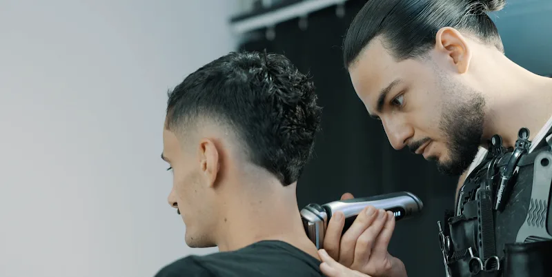 Oihan Barber