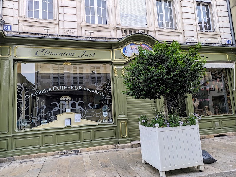 Clémentine Just - Coiffure Auxerre - OneBooking