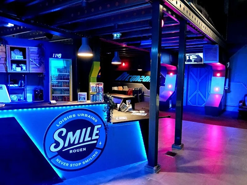 SMILE ROUEN - Laser Game, Action Game et Escalade