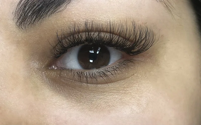 NEFERTITI BEAUTY