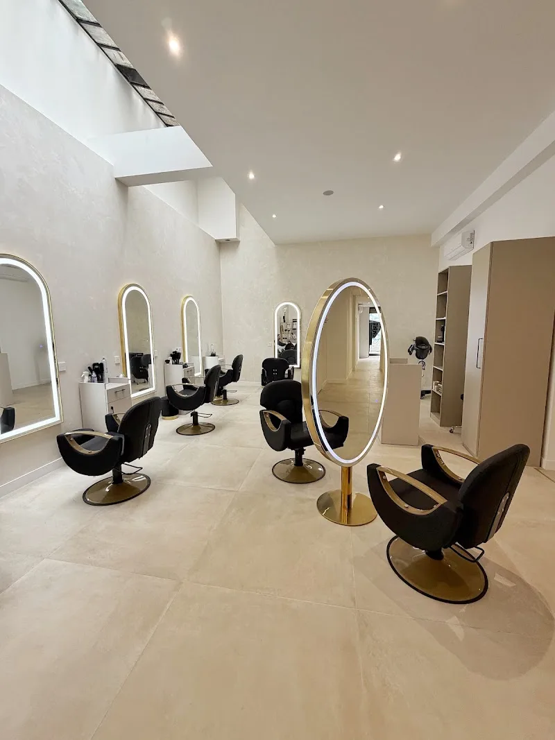 AURA Salon de coiffure