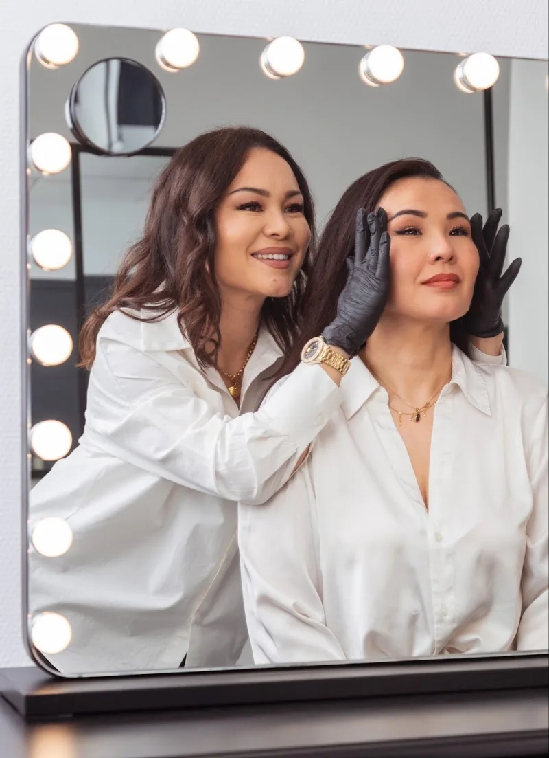 Microblading vs Hairstroke | Sourcils Permanents