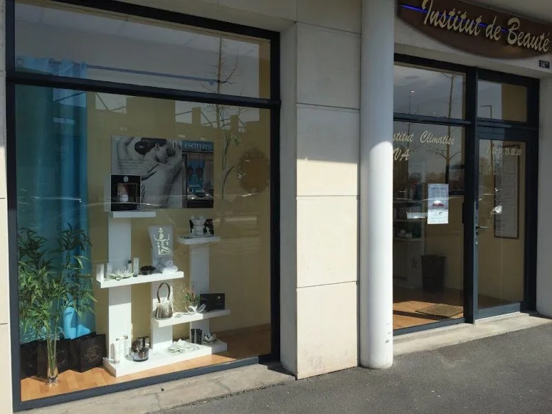 Isabelle Esthétique - Onglerie Caen - Photo de couverture - OneBooking
